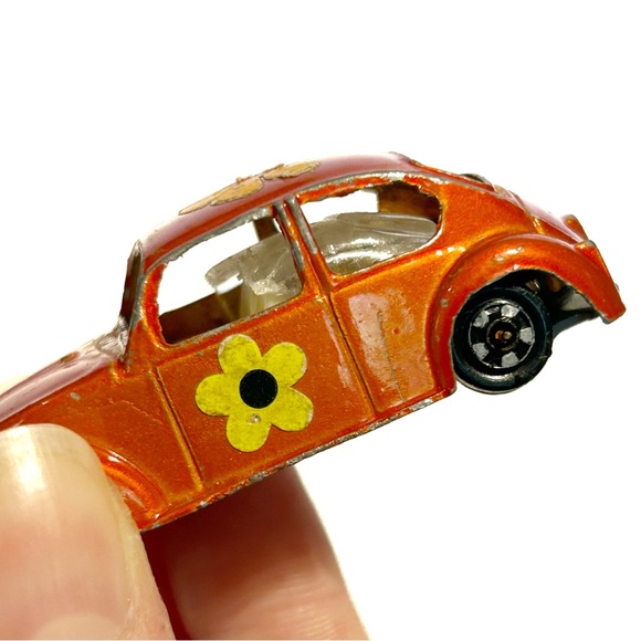 Vintage Zylmex Volkswagen Beetle Bug Die Cast Model Toy Car Orange Flower 1960s - Picture 10 of 10